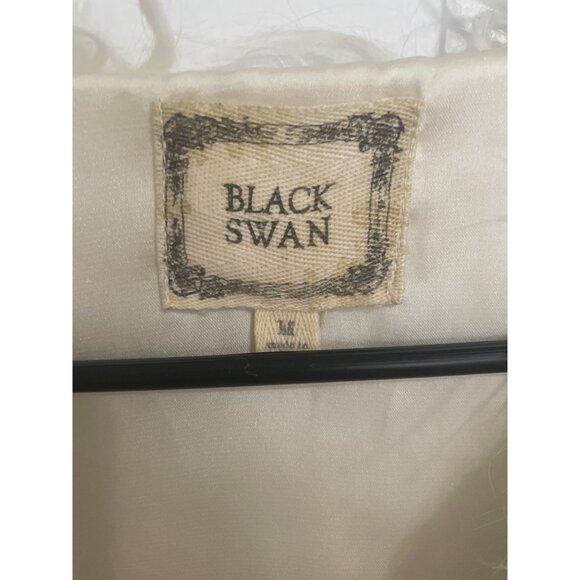 Black Swan Womenws Faux Fur Cream Vest M Boho Hippie Warm - Picture 2 of 6